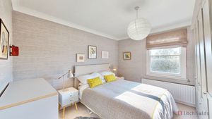 Bed1- click for photo gallery